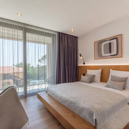 Villa Valpinia Luxury In A Quiet Location With Pool, Sauna, Jacuzzi And Large Garden