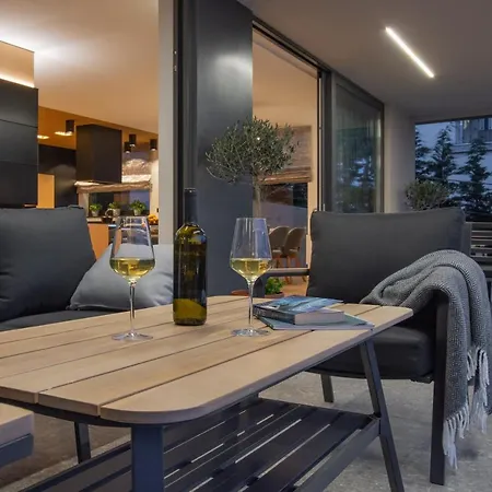 Valpinia For 8 People In Labin - Rabac With 40 M2 Heated Pool, Indoor Jacuzzi & Sauna *