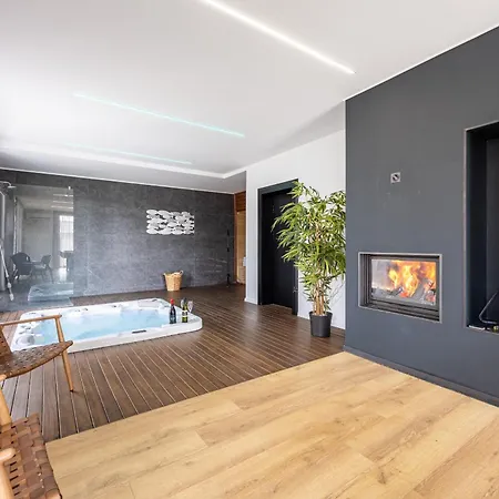 Valpinia Luxury In A Quiet Location With Pool, Sauna, Jacuzzi And Large Garden *