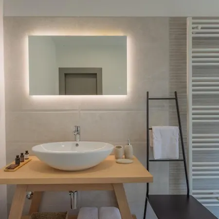 Vila Valpinia Luxury In A Quiet Location With Pool, Sauna, Jacuzzi And Large Garden