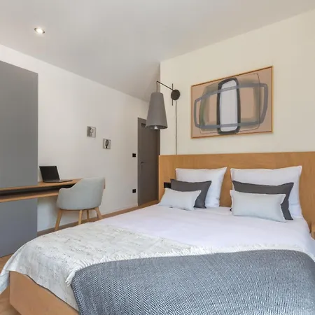 Valpinia Luxury In A Quiet Location With Pool, Sauna, Jacuzzi And Large Garden *
