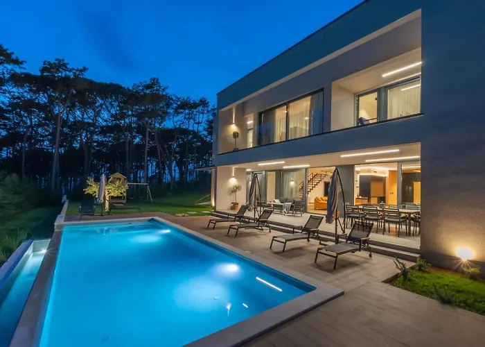 Valpinia For 8 People In Labin - Rabac With 40 M2 Heated Pool, Indoor Jacuzzi & Sauna * Martinski