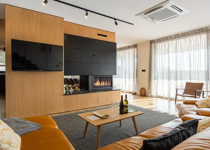 Valpinia For 8 People In Labin - Rabac With 40 M2 Heated Pool, Indoor Jacuzzi & Sauna * Martinski